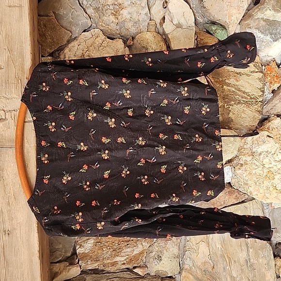 Urban Outfitters Long Sleeve Viscos Crop Top Size Small - Picture 6 of 11